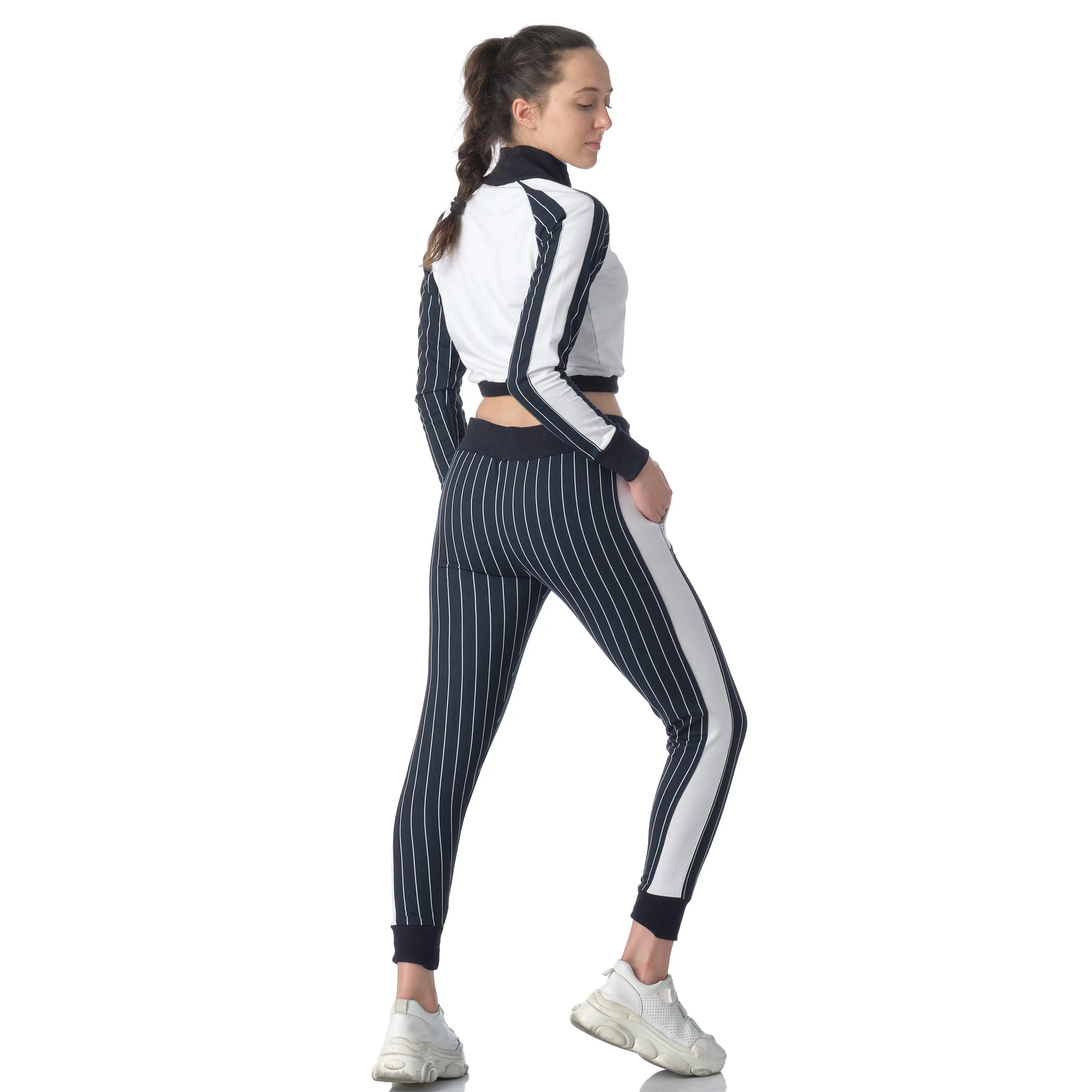 High quality Custom Sports wholesale cheap Jogging wear Sportswear new product for Women Tracksuit