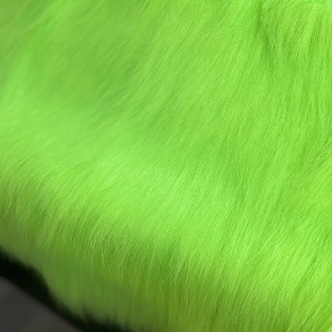 Neon Green Color Long Pile 100mm Luxury Acrylic Polyester Faux Fur Fabric Thailand High Quality