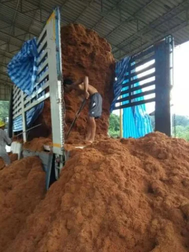 Coco peat  from fine crushed coconut