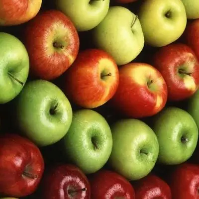 Sweet and delicious Fresh Apples