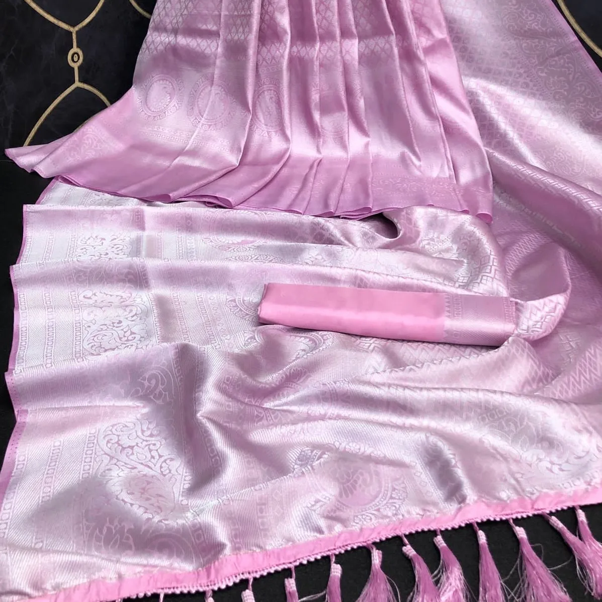 Womens silk sari with zari weaving latest design muslin jamdani taat Bangladesh original sari fabrics