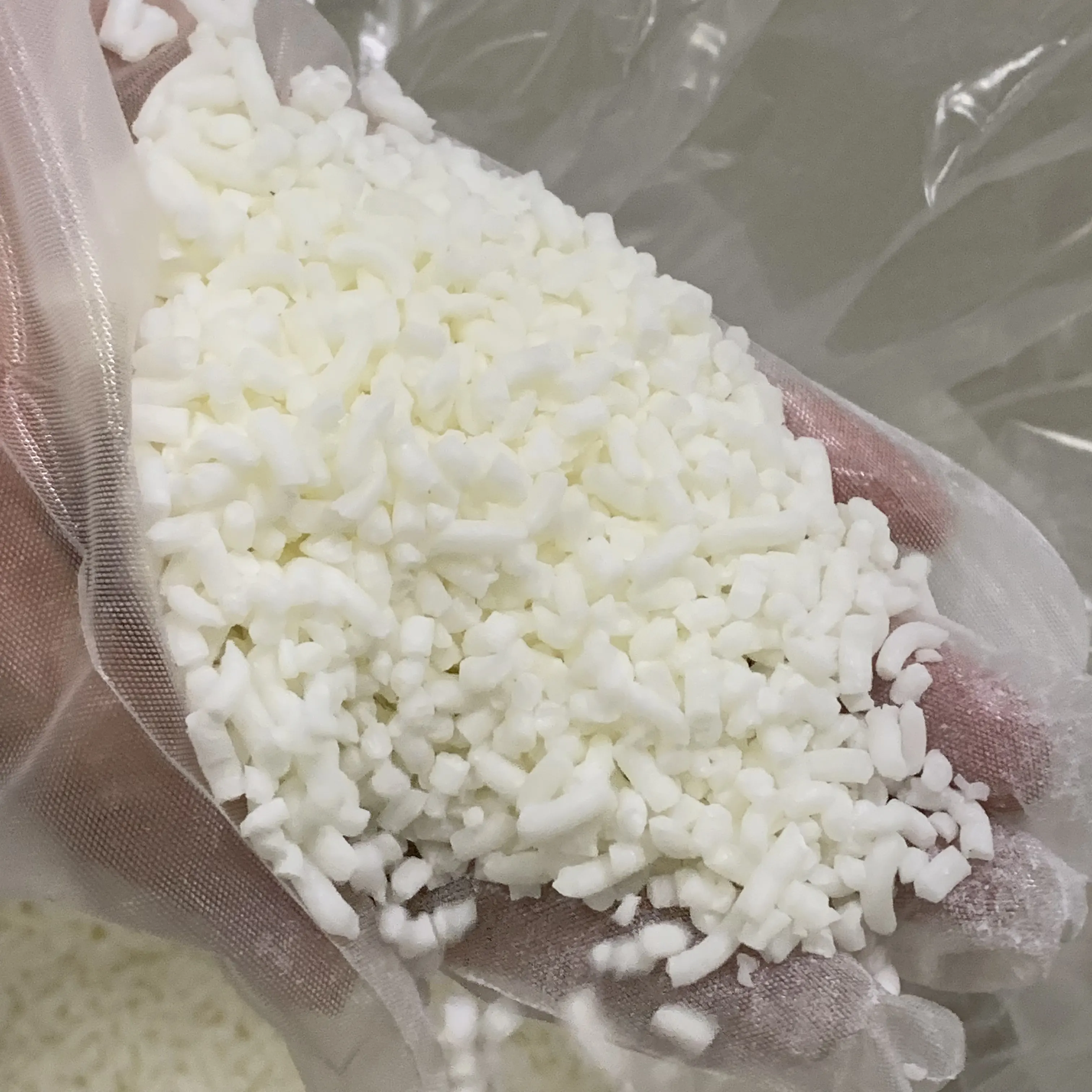 Laundry white soap noodle 8020 TFM 70% Min