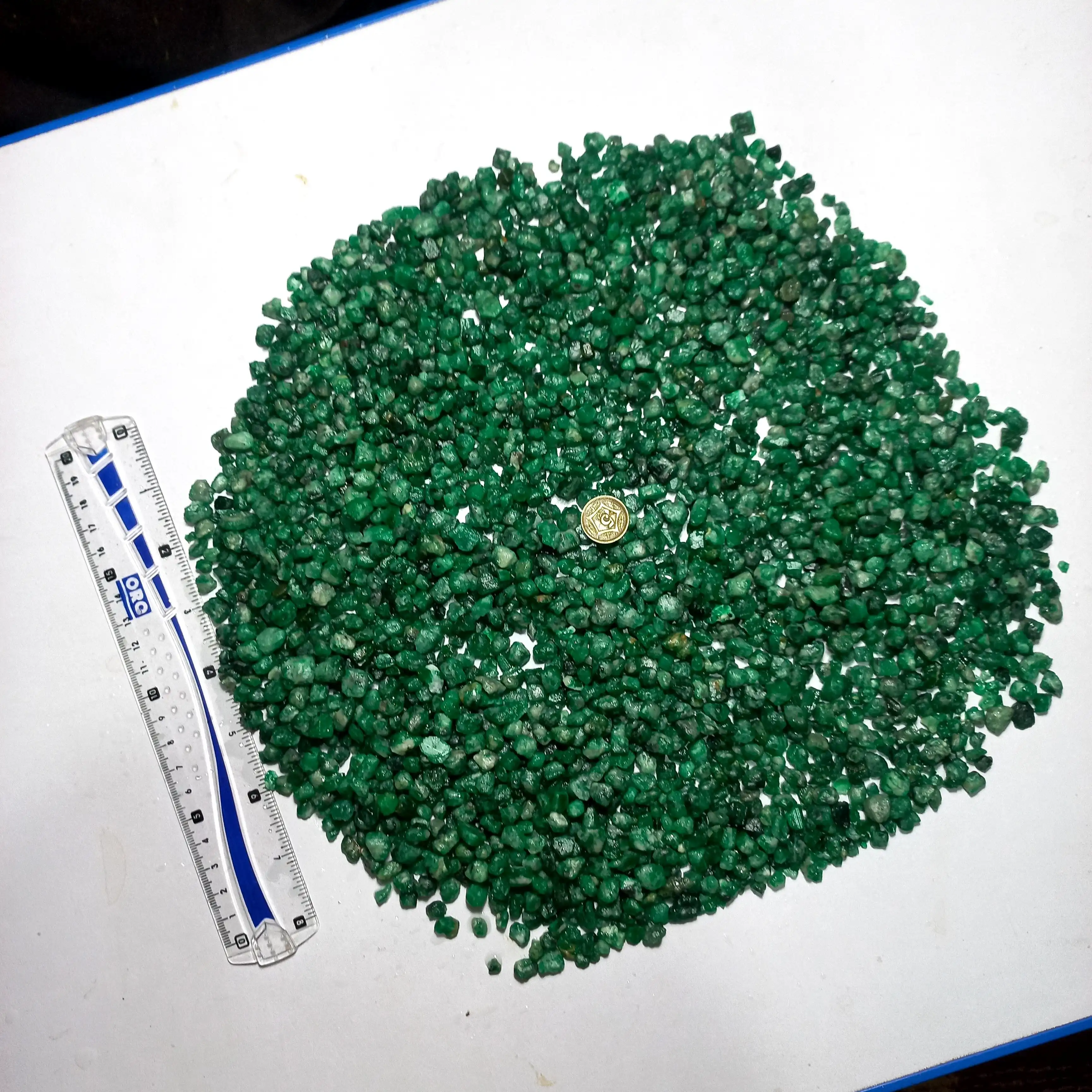 For sale natural emerald rough cabochon / beads quality with worldwide free shipping cost origin from swat Pakistan
