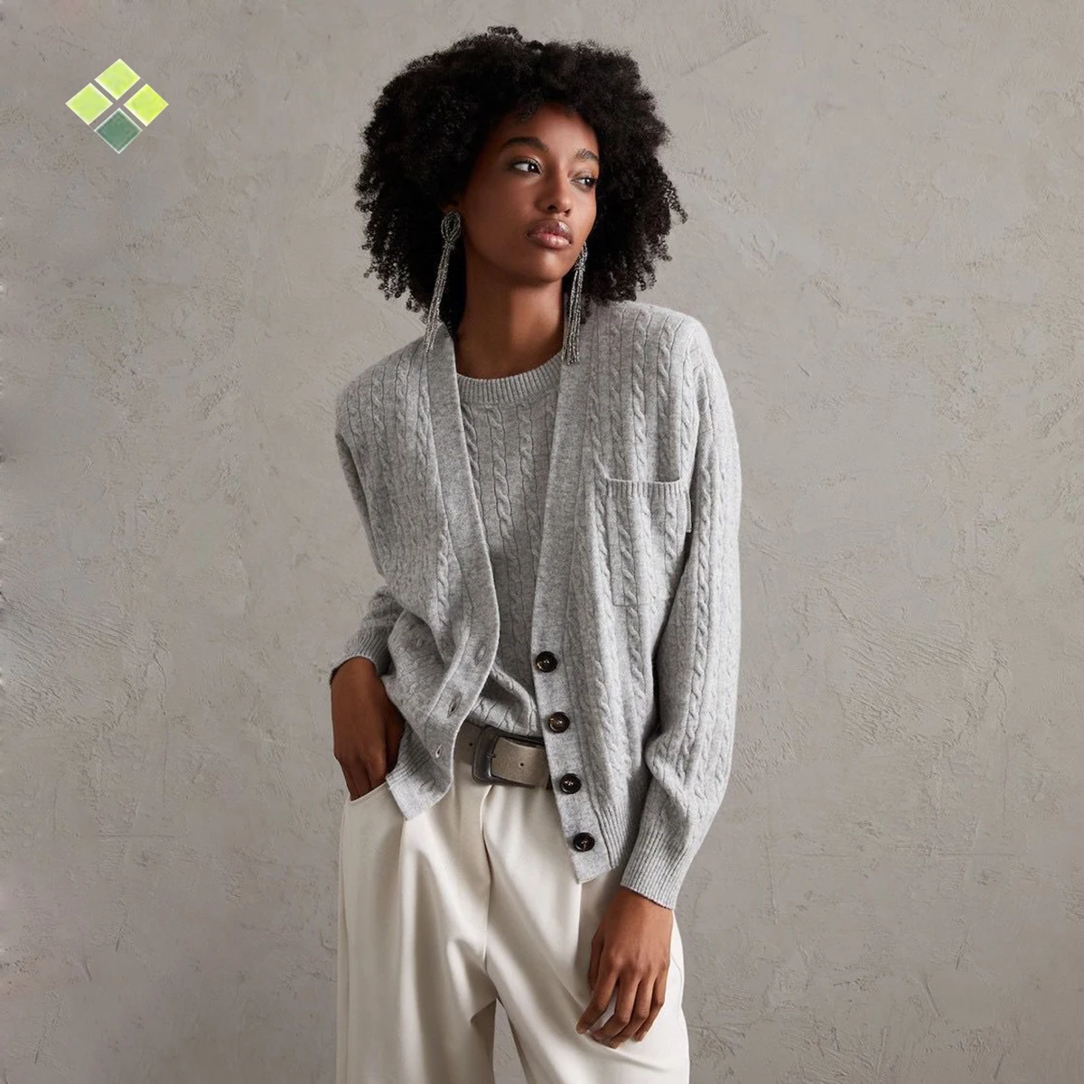 2022 Hot selling girls cardigan sweaters cotton cashmere warmly cardigan sweater for woman