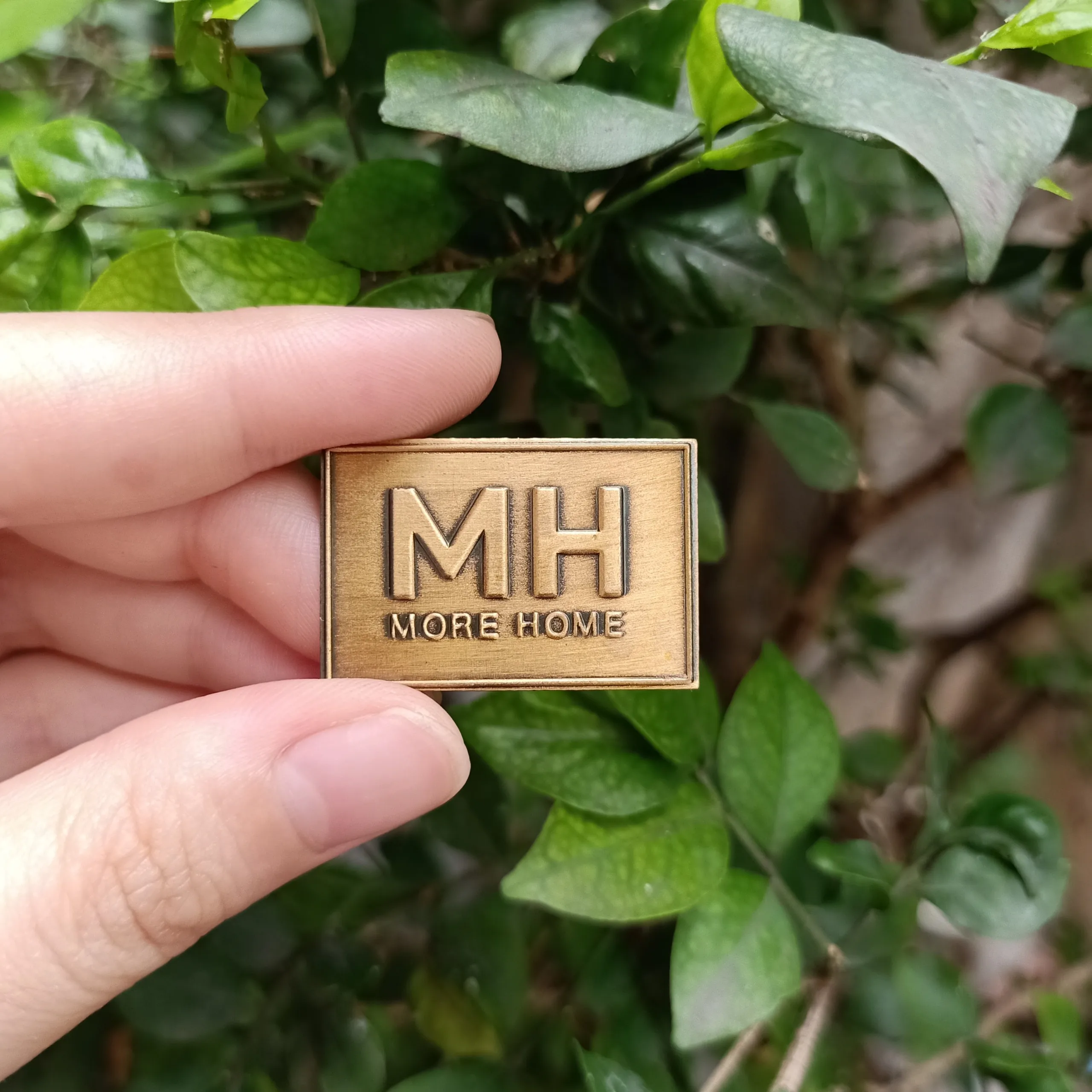 
Made in Vietnam customize logo free design Antique Copper Lable mental business Card Lable Antique Copper Lable 