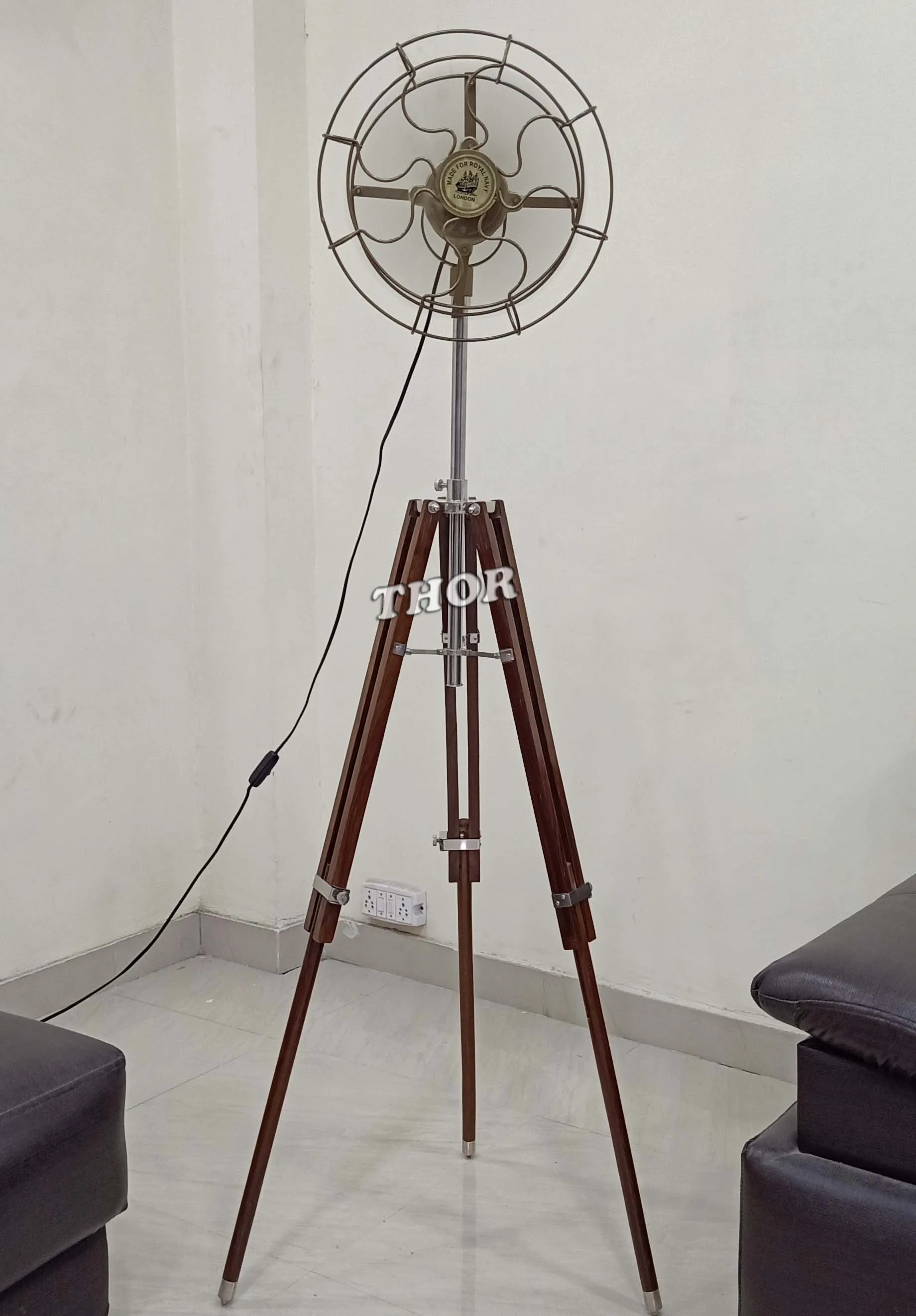 Античный латунный напольный вентилятор сделанный для Королевского флота лондонского дизайна античный внутренний с подставкой домашний декор