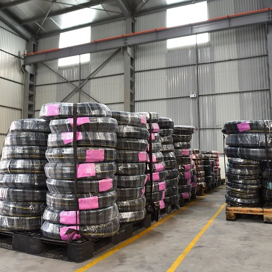 
 Масляный резиновый шланг/сопротивление давлению 10 бар и 16 бар 25 бар большое количество разумные цены  