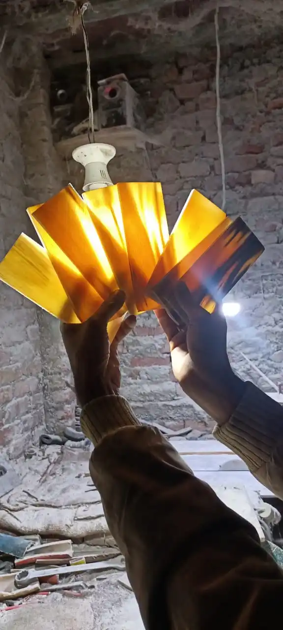 uni white horn plate .jpg