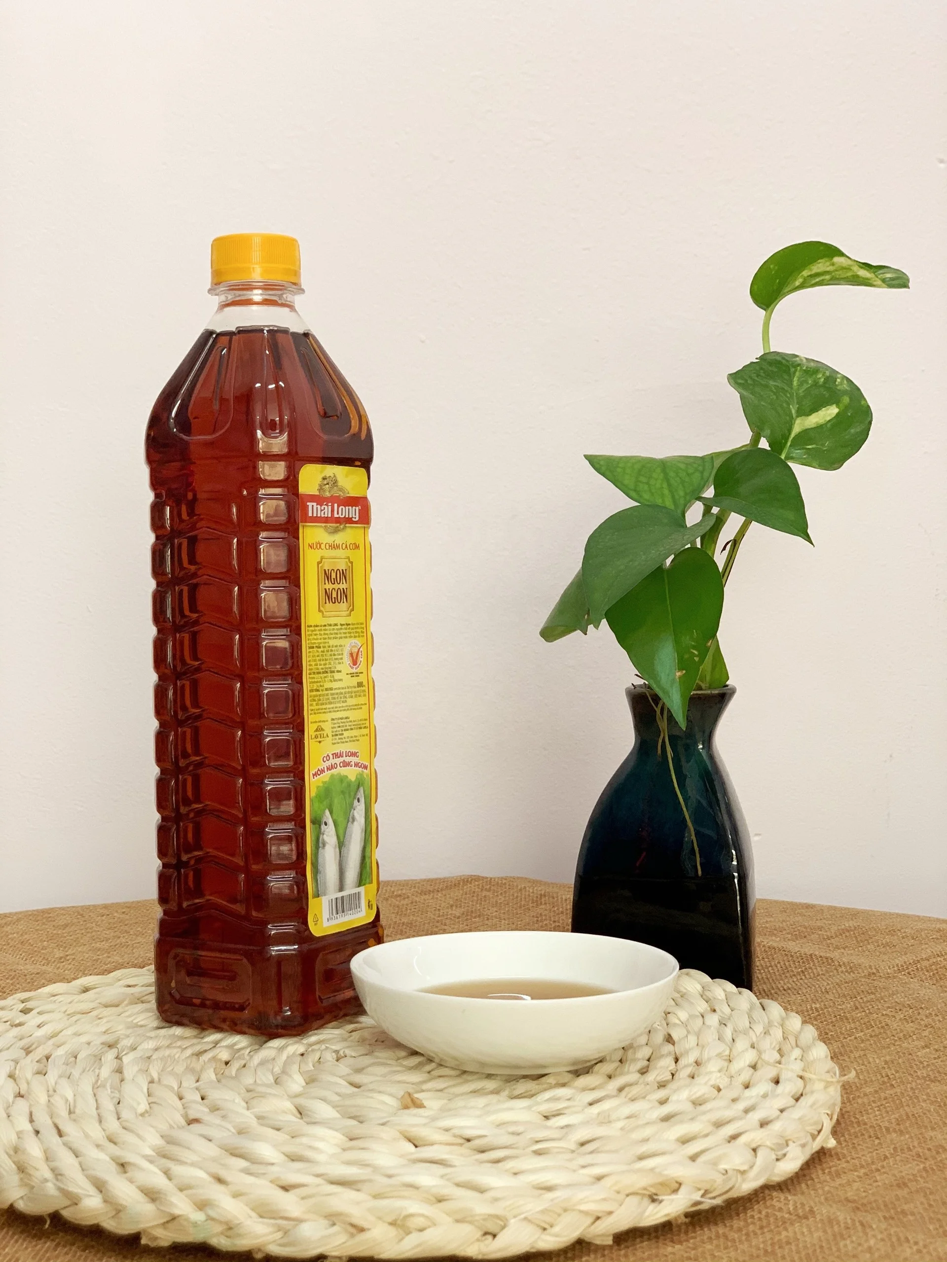 Quality Bottled Dipping Fish Sauce 800ml Seasoned Soy Sauce for Seafood Delicious Taste from Vietnam Fish Sauce Best Supplier