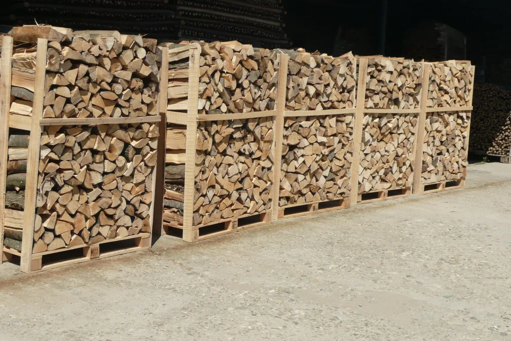 Best Dried Oak Firewood / Kiln Firewood / Beech Firewood