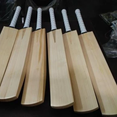 
Pakistan Made Best Quality English Willow Cricket bats in Blank Design Plain Simple Cricket Bats 