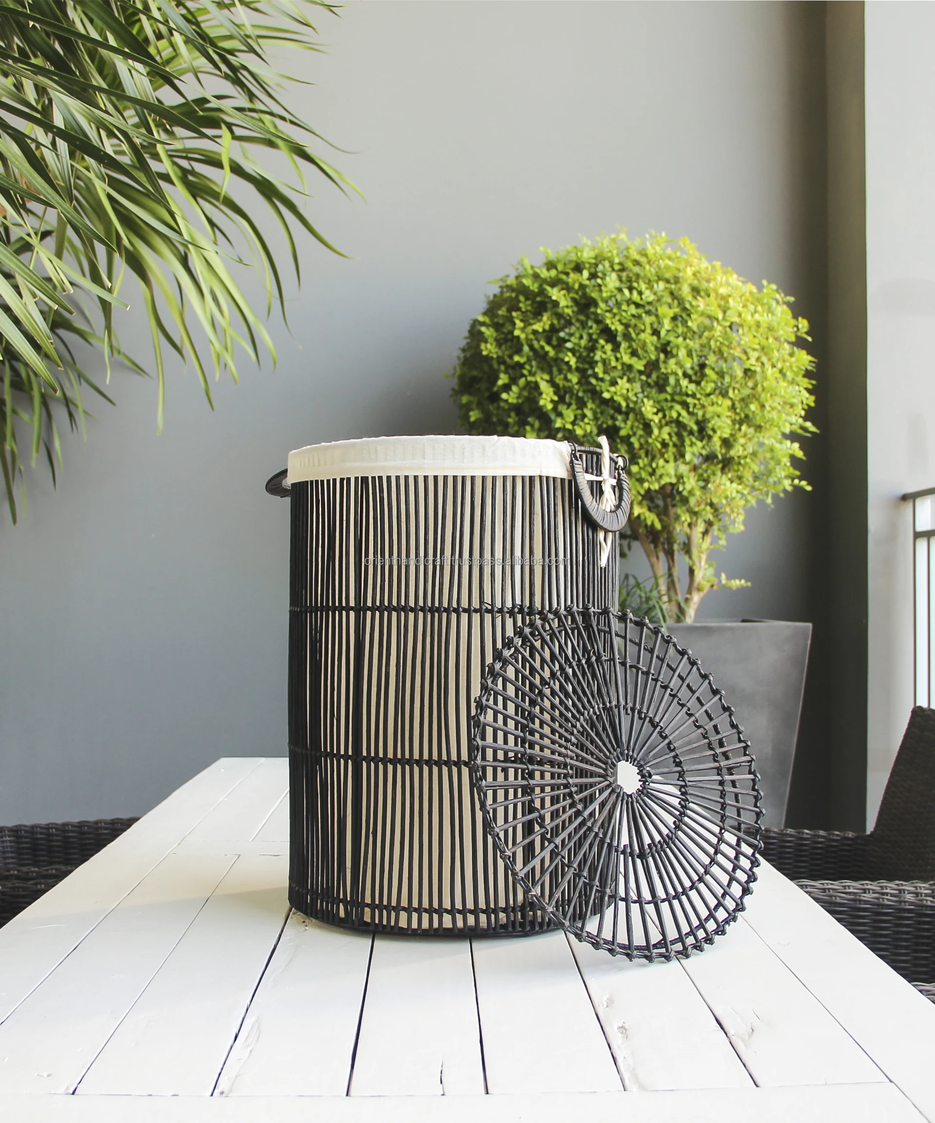 NEGOMBO Black Rattan Laundry Hamper with Spider Web Lid and Fabric Liner Modern Farmhouse (set of 2)