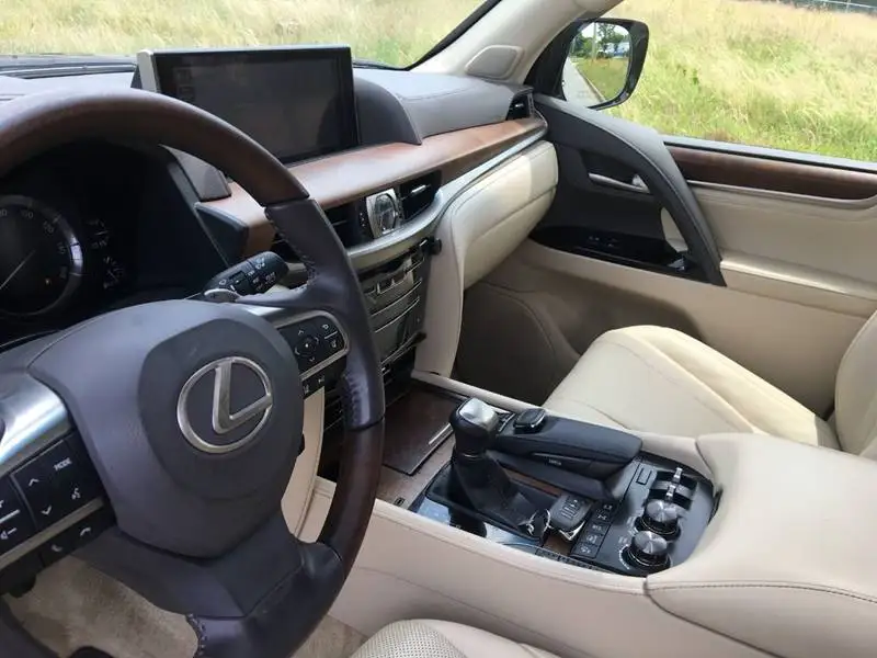 
Hot Selling 2016 Iexus LX 570 LX SUV P 5.7L AT Signature 