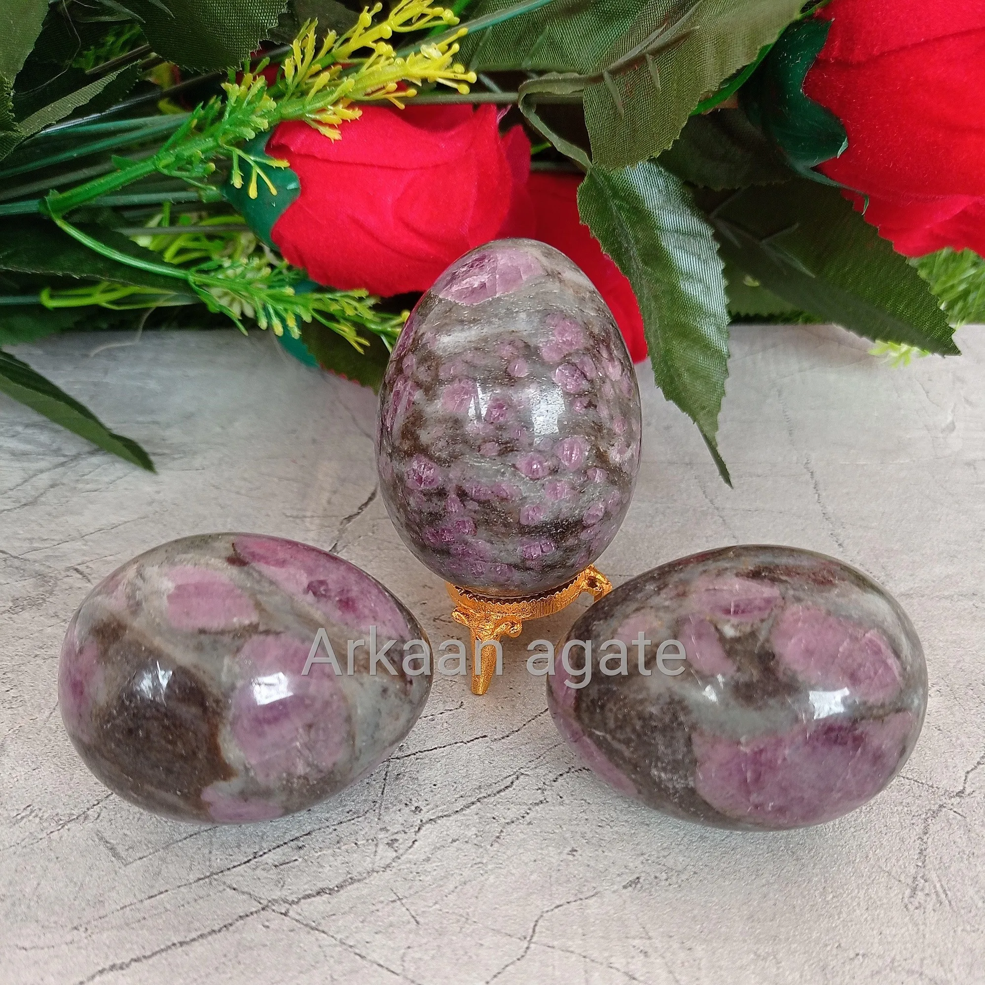Wholesale Pink Garnet in matrix Crystal Egg Handmade For chakra crystals Healing For sale