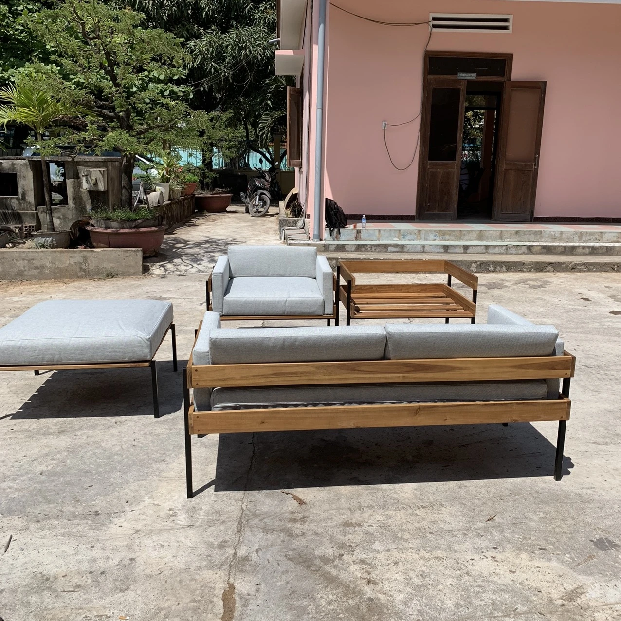 Оптовая продажа ручной Большой Угловой Диван из акации с металлическим каркасом набор для гостиной кожаный диван