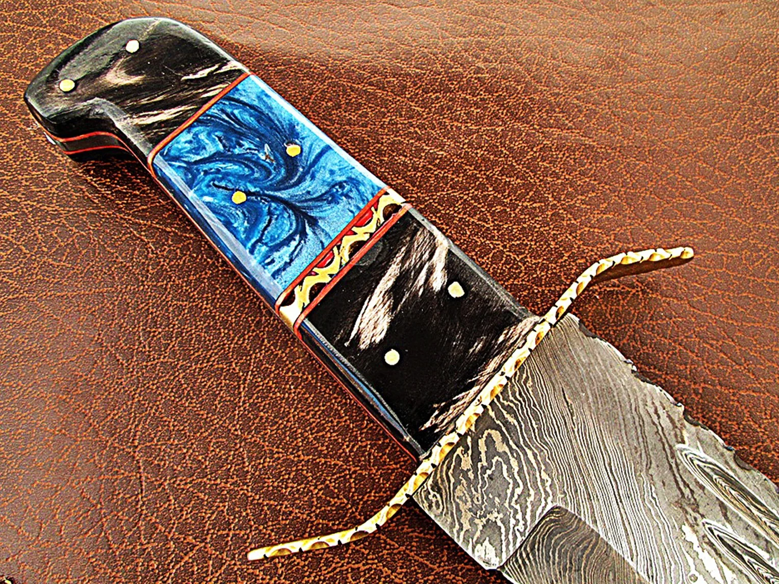 Нож-Боуи ручной работы из дамасской стали с удобной рукояткой и тонкой кожаной оболочкой наружный нож оптовая продажа