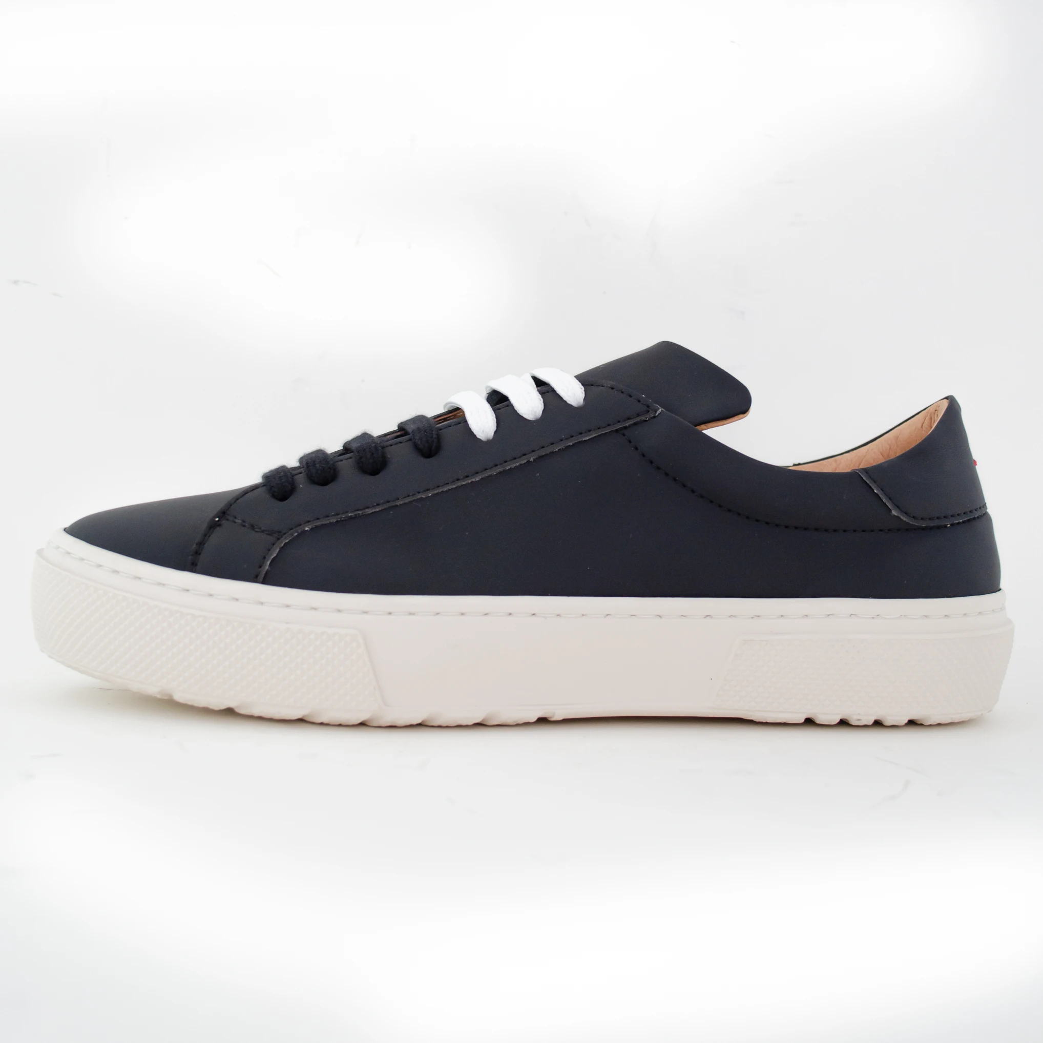 SN938. ITALIAN SHOES. FASHION SNEAKER MADE IN ITALY. REAL PREMIUM GUM LEATHER. AVAILABLE IN ALL COLOR