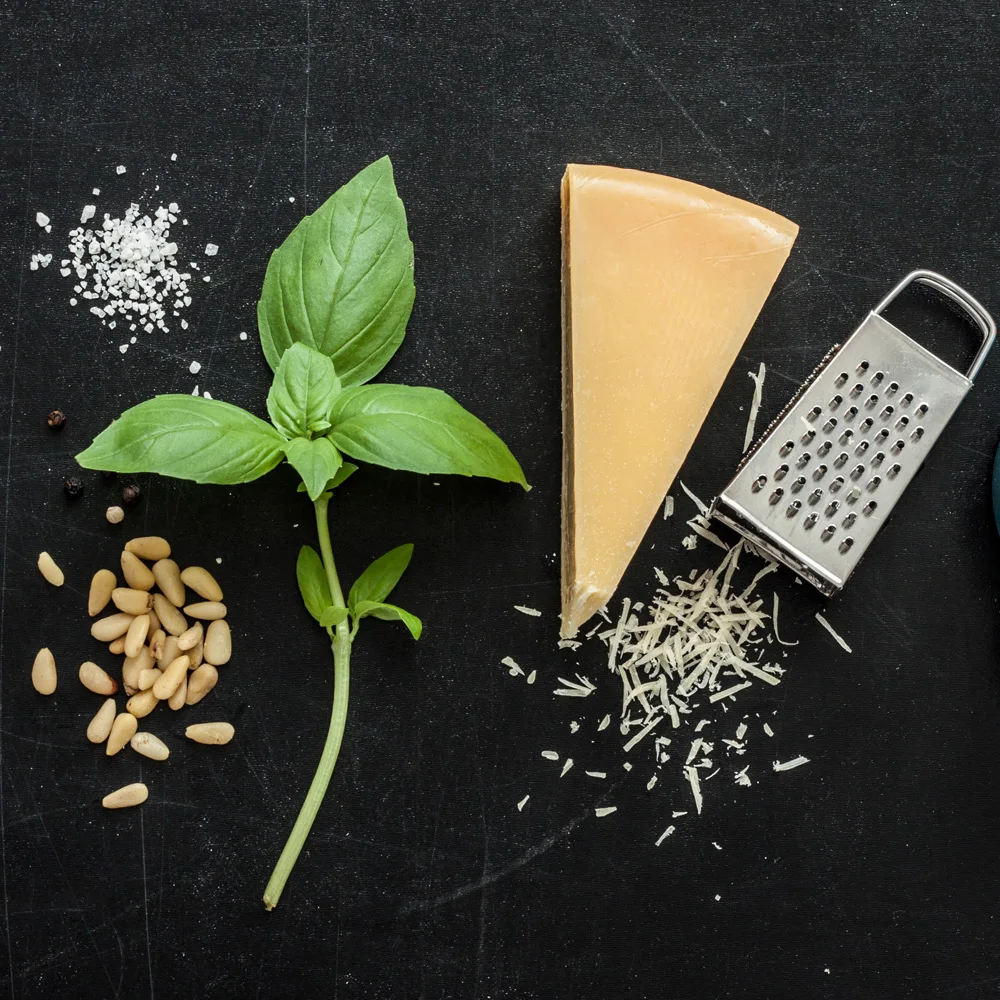 Premium quality basil creamy sauce green pesto alla genovese without Garlic 190g glass jar food pasta sauce