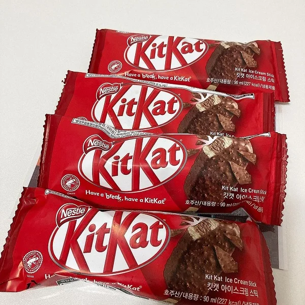 Premium  Quality  KitKat Chocolate Available For Sale At Wholesale