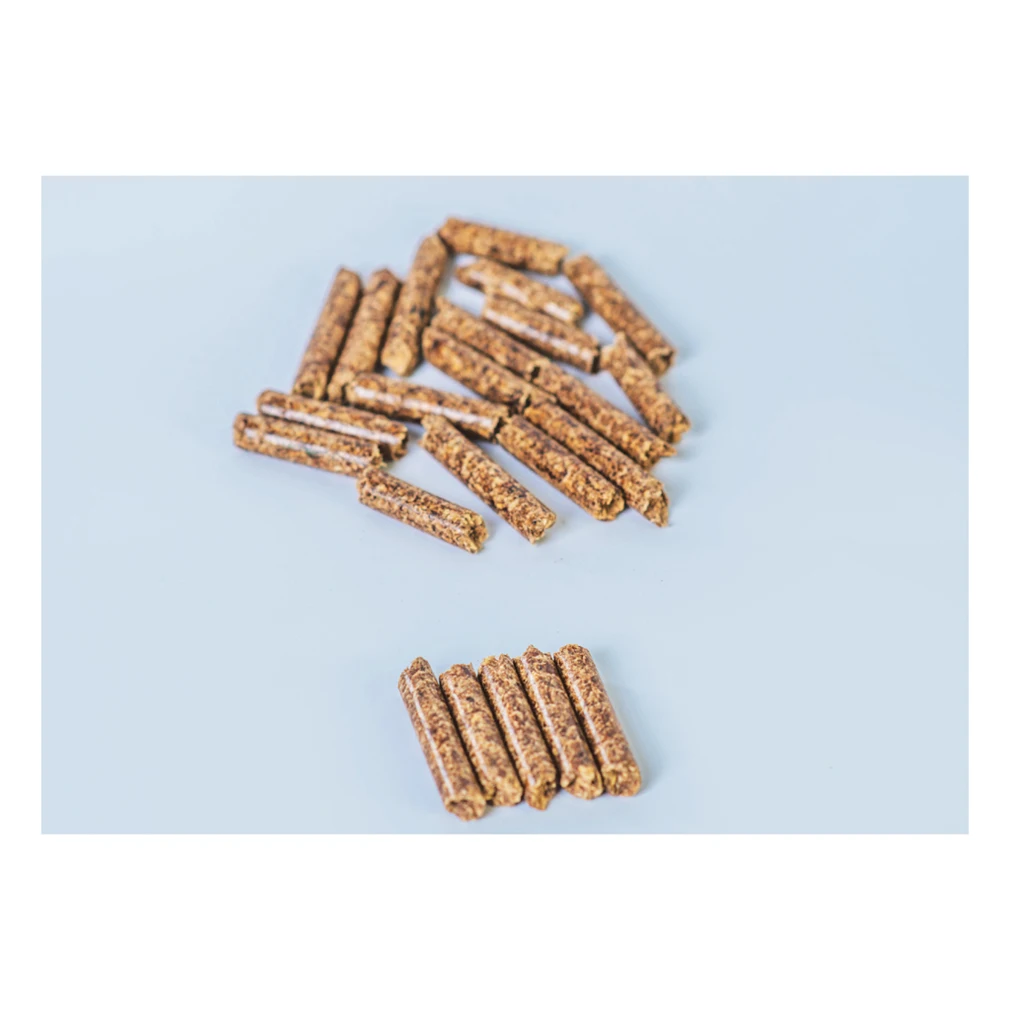 Качественные деревянные гранулы из натуральных прессованных опилок разной длины в пластиковых пакетах, оптовая продажа деревянных гранул