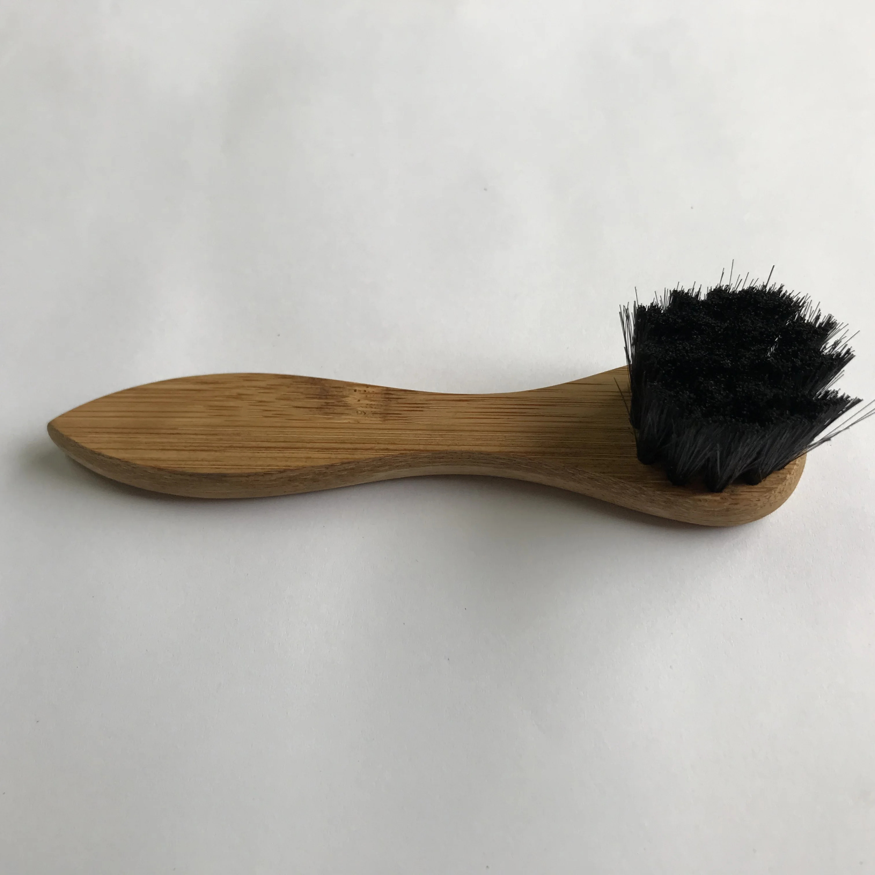 New Soft Hair Bamboo Shoe Shine Polish Cleaning Brush Manufacturer