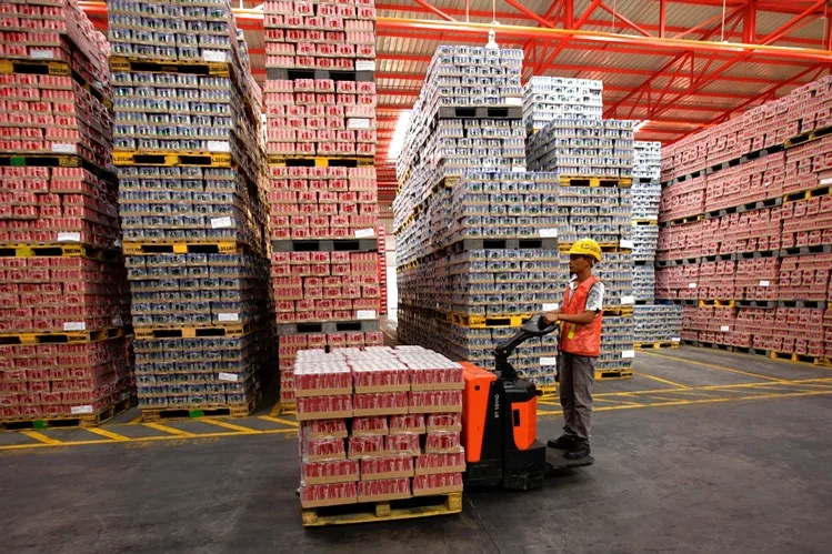 Coca-Cola Original Taste Sparkling Soft Drink Mini Can, 150ml