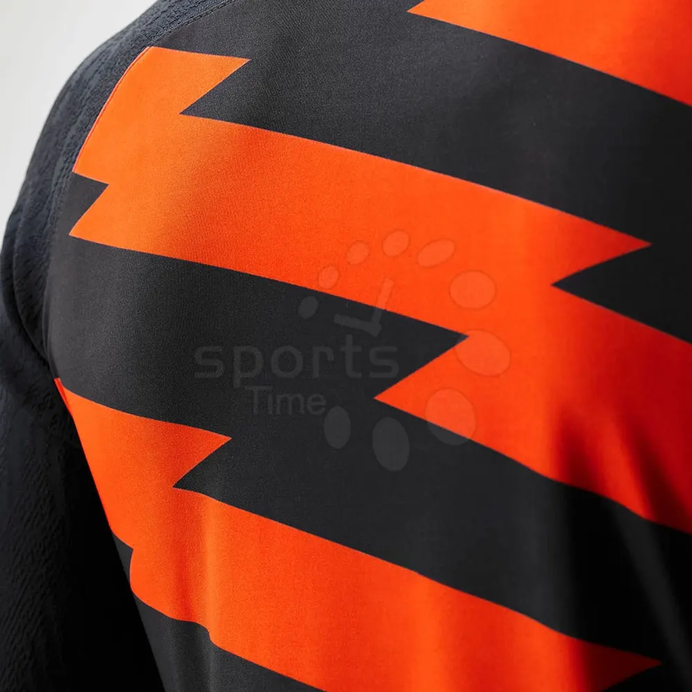 100% polyester Soccer Uniform Set Goalkeeper Sports Jersey New fashion wear