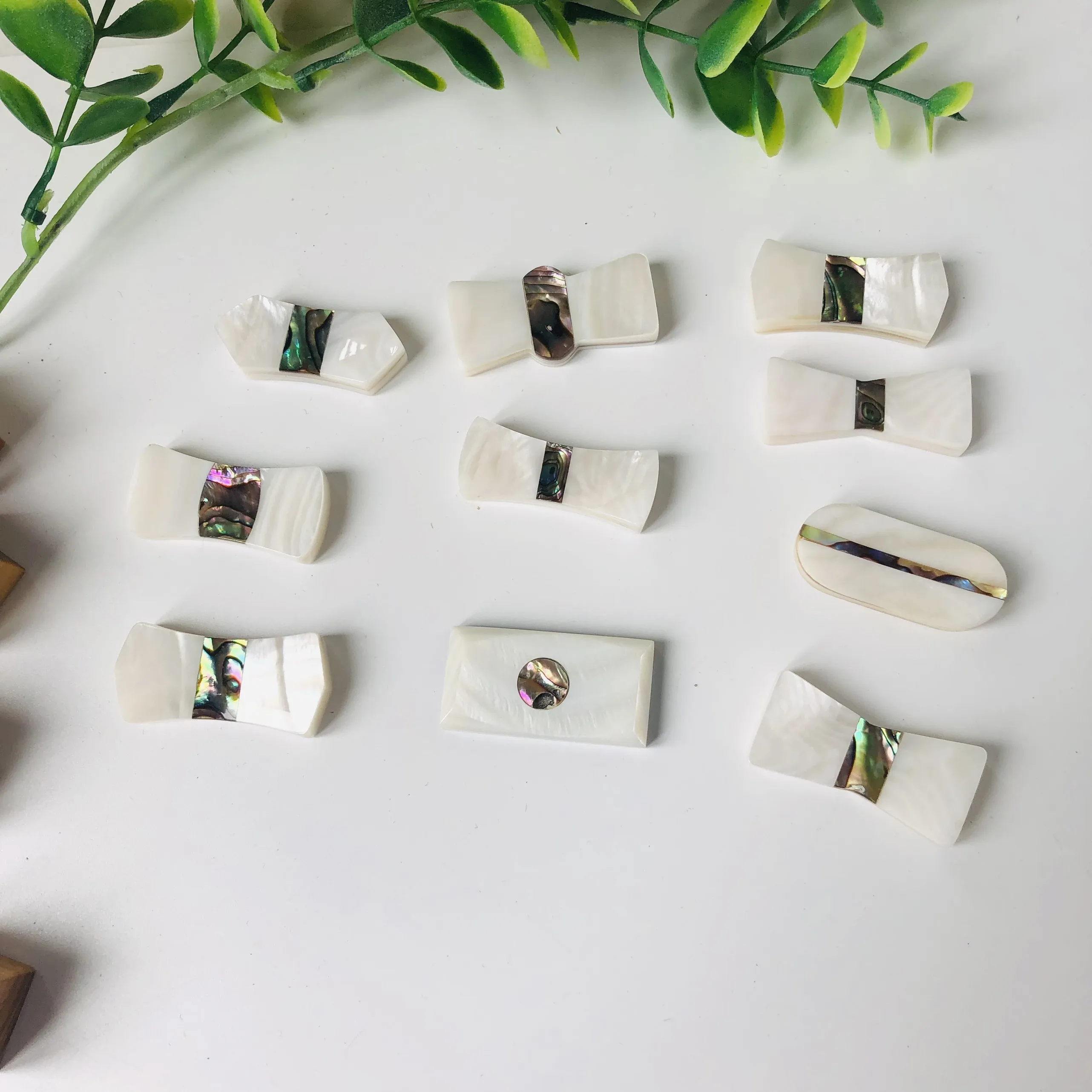 Factory Cheap Oval Shape Long Chopstick Rest Chopstick Holder Mother of Pearl Seashell Shell Customized Color Tableware