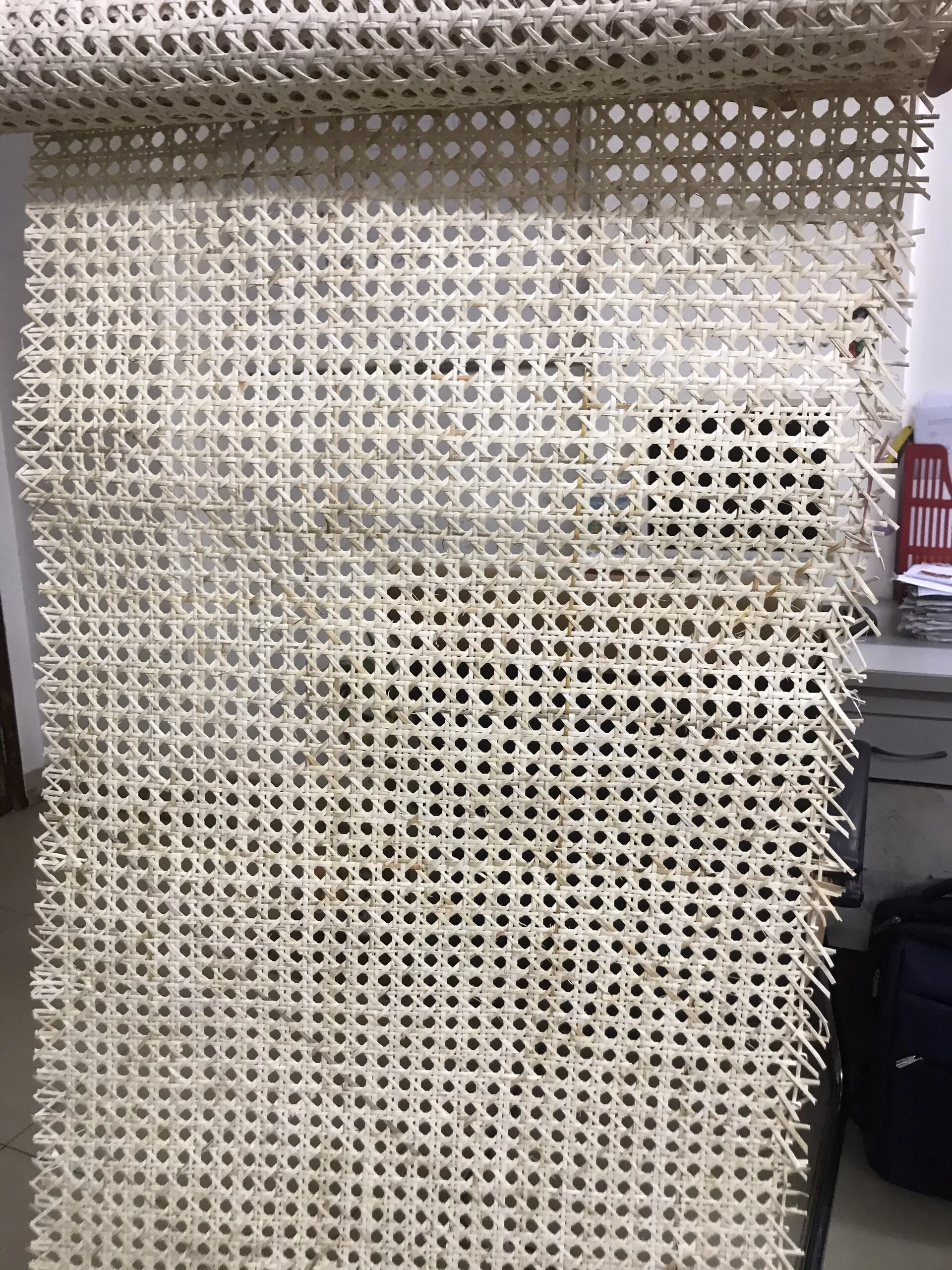 High Quality and Reasonable Price Rattan Cane Webbing for Furniture and Handicrafts /Weave Ratan Roll to Making outdoor Products