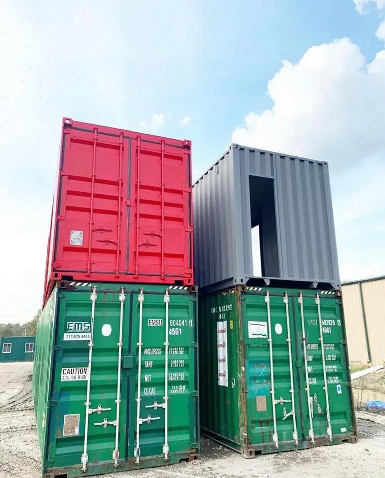 
HC 20 40 and 45 customize feet Shipping containers / Used and New 