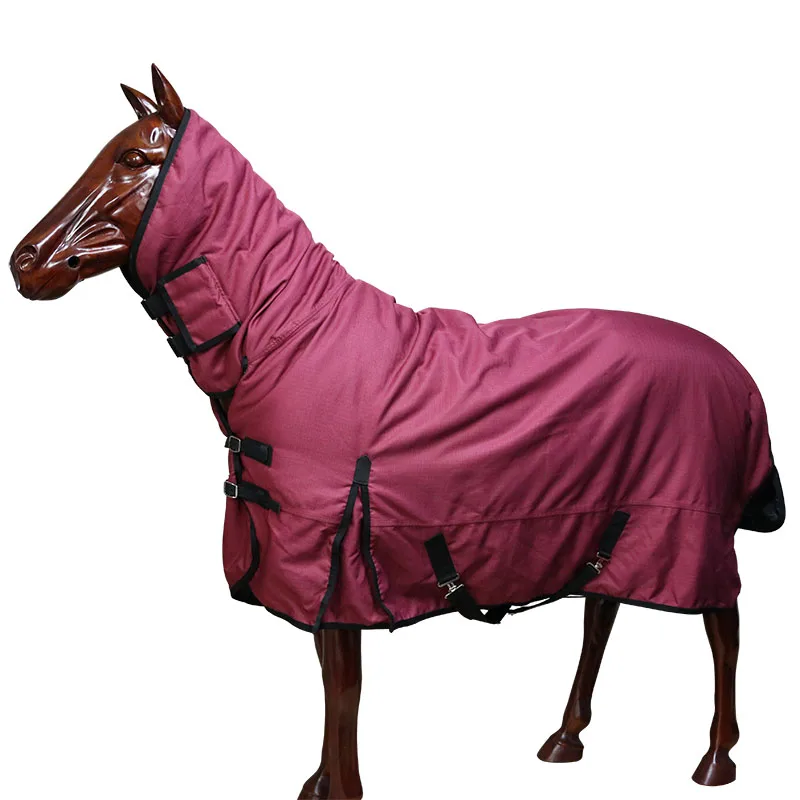 Ковер для верховой езды с отсоединяемым горлышком