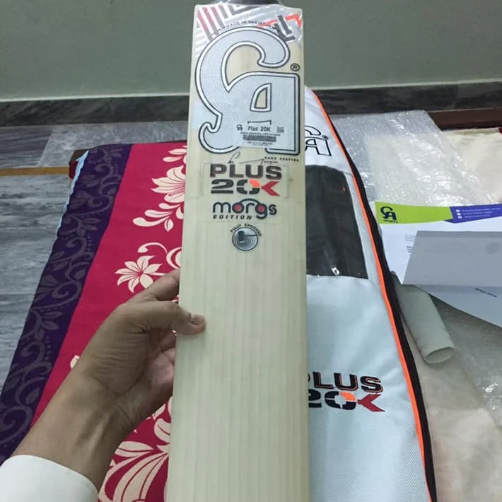 Распродажа профессиональных ракеток для Крикета