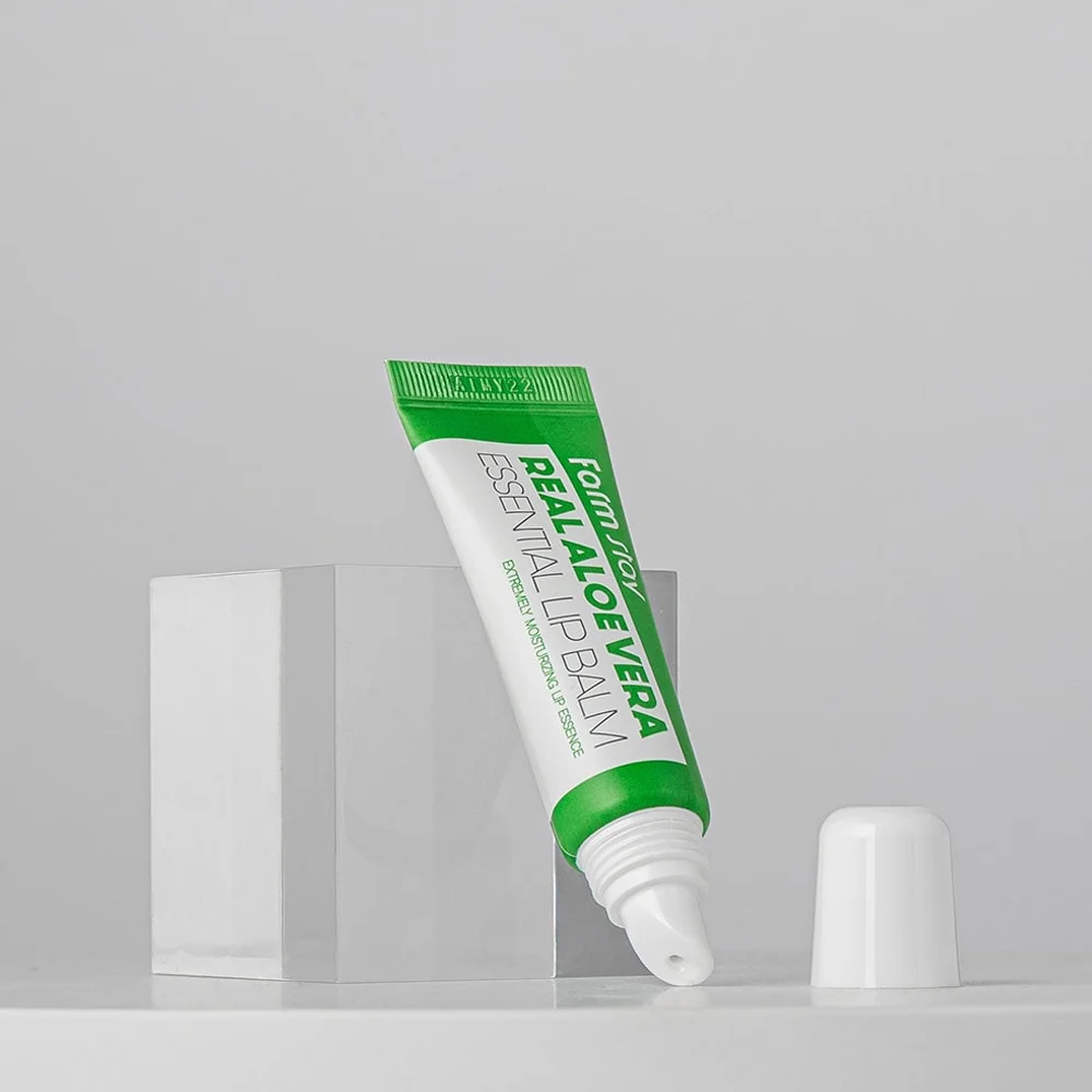FARMSTAY ALOE VERA ESSENTIAL LIP BALM - CPNP made in Korean Cosmetic - Lip Care, Soft, Natural ingredient, Moisturizing, Hydrate