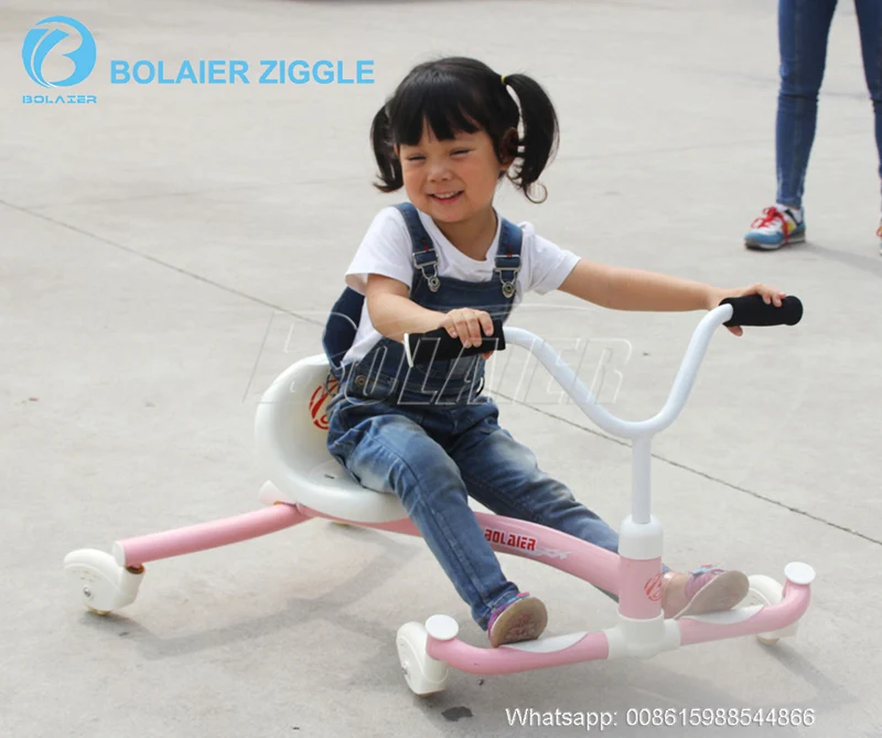 Radio Flyer, Ziggle, Caster Ride-on for Kids, pink