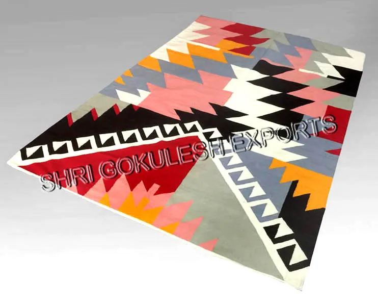 Geometric Shape Abstract Modern Design Indian Traditional Cotton Kilim Carpet For Home Decoration