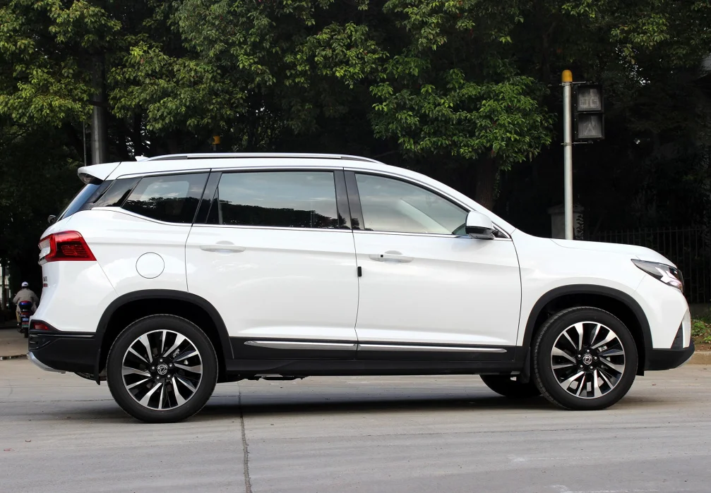 
good quality chinese smart car with high speed dongfeng fengxing passenger vehicle 