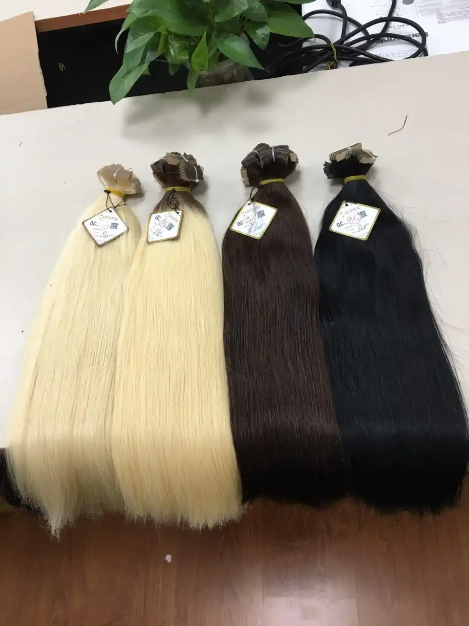 Virgin Mink Brazilian Hair Virgin Cuticle Aligned Hair Free Sample Virgin Brazilian Human Hair Bundles with Closure MOON Bag HEN
