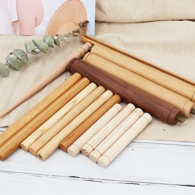Vietnam Custom Natural Raw Craft Handle Round Waxing Unfinished Wood Broom Wooden Sticks
