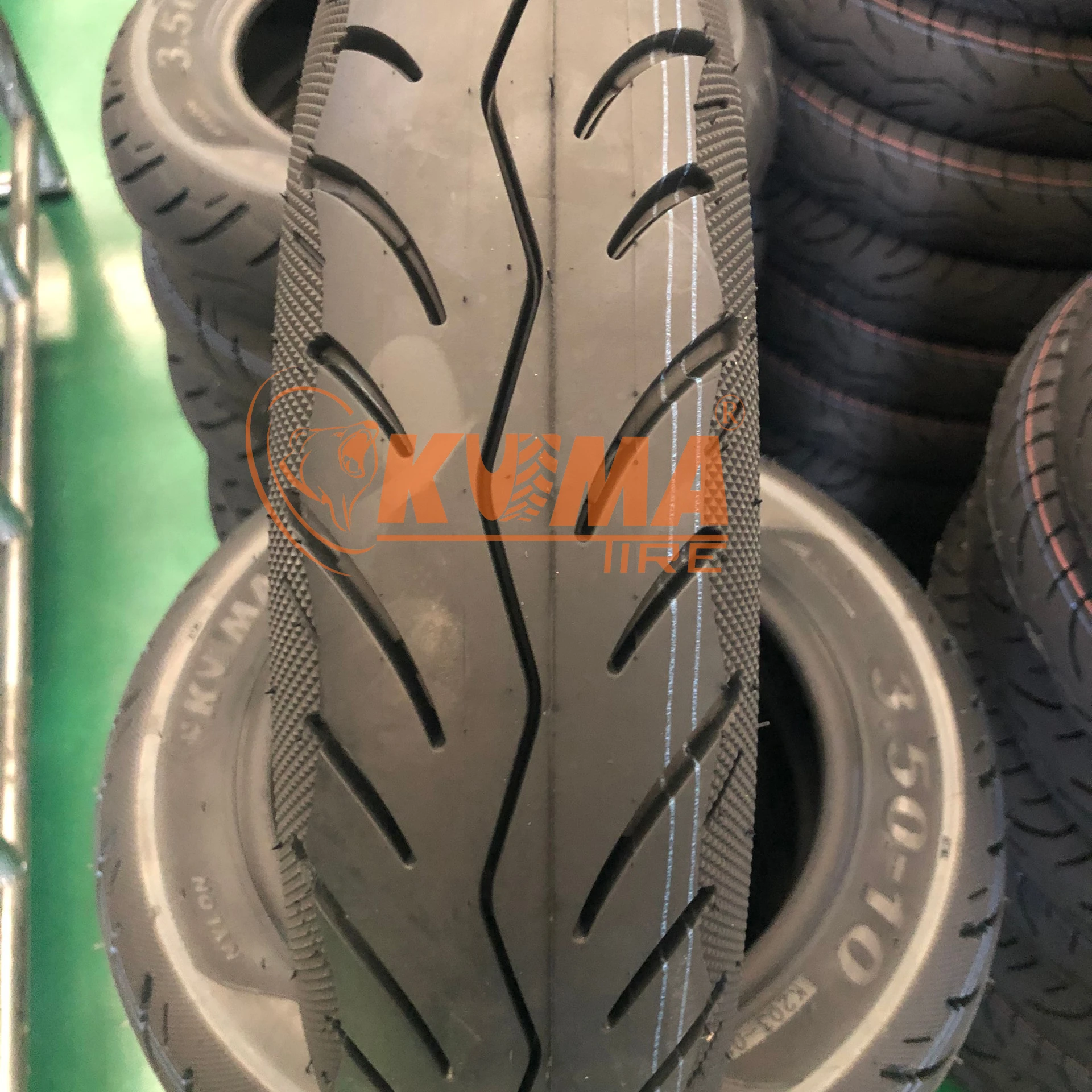 Motorcycle TIRE - 90/90-16 & 3.50-10    Tubeless  - HIGH QUALITY,  MADE IN VIETNAM