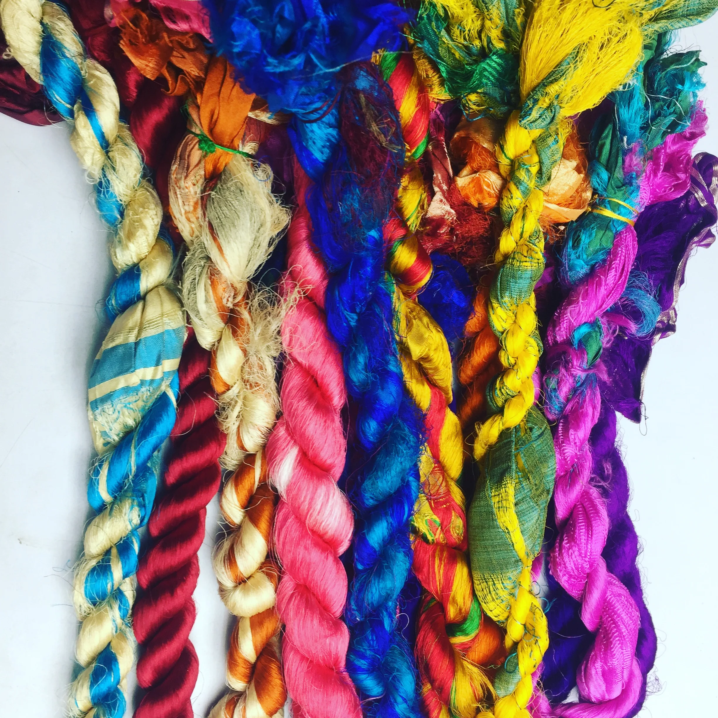 sari silk thrums for crafting Skin Care and Cut Silk Cocoon White Pattern Color Material Fiber Origin Type Product Model Dyed