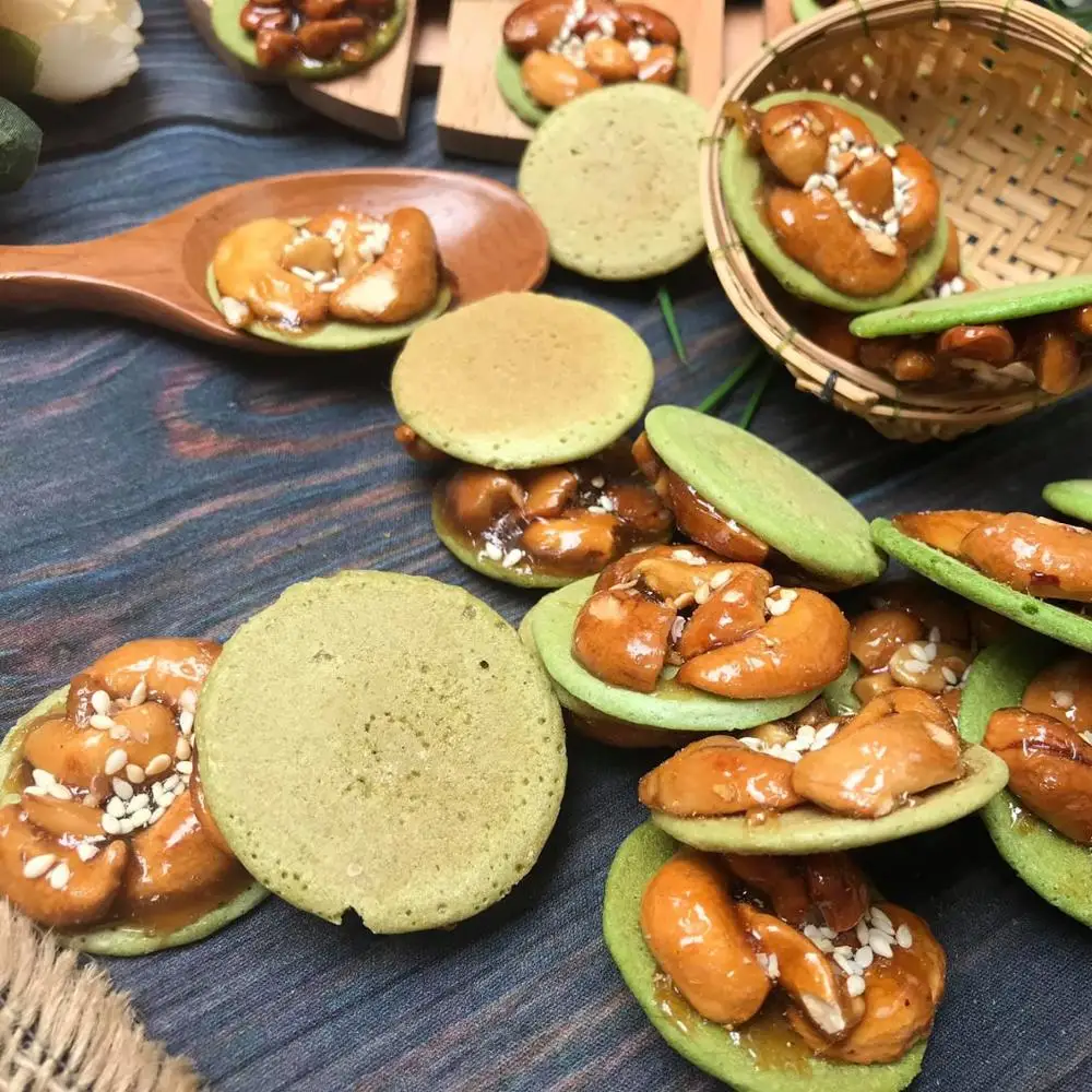 
OEM packing roasted and healthy foods SALTED CASHEW NUTS KERNEL 