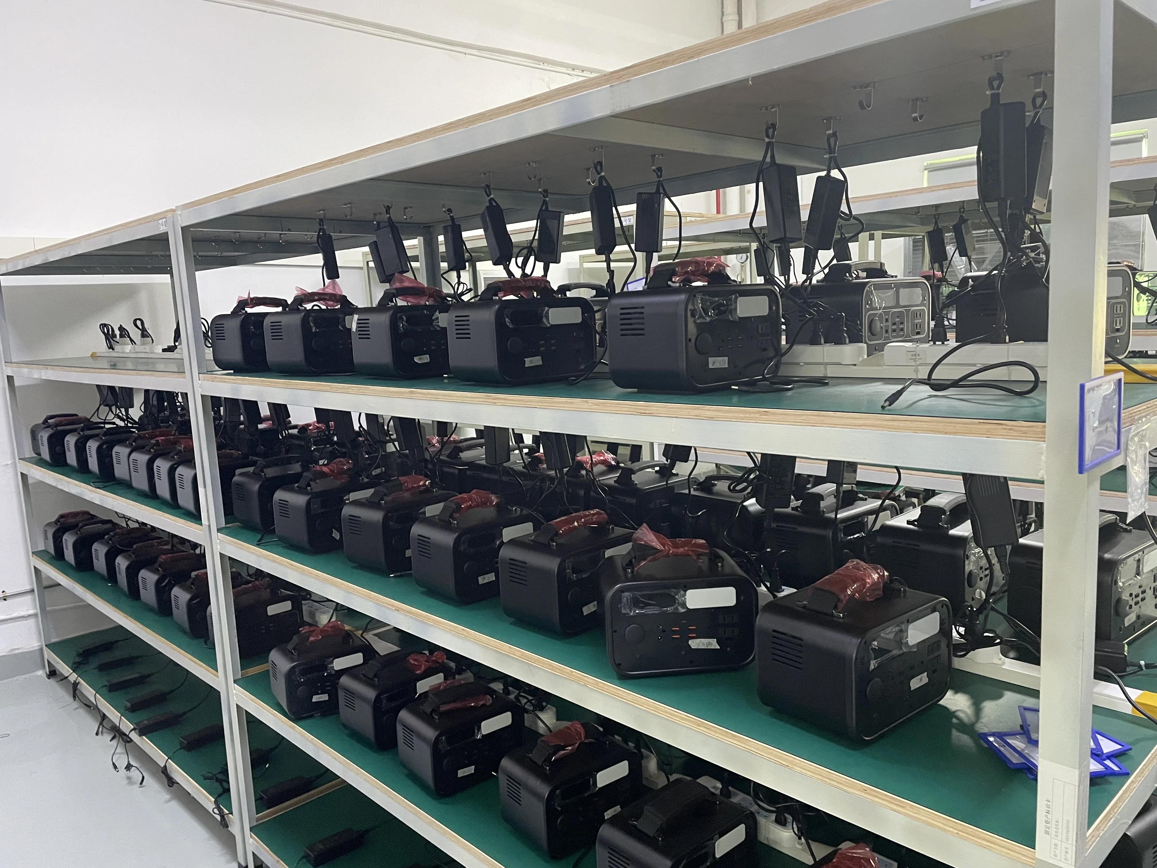 factory wholesale powerful solar generator generate power handybrite portable backups uk wearhouse tragbare power station