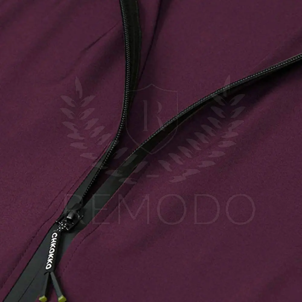 
Wholesale Men Tracksuit Set Custom Tracksuit for Men Gym Training Wear 