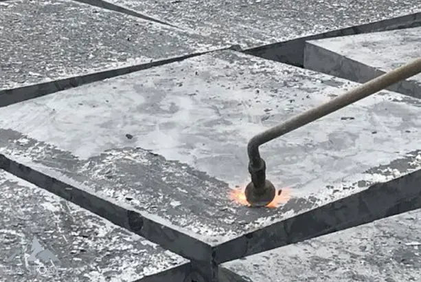 Эластон Вьетнам-это блок специализирующийся на поставке продуктов из известняка синего цвета используемых в плиточной обработке с множеством разнообразных