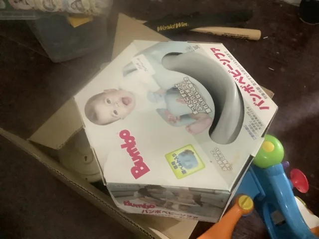 Used baby goods, strollers, car seat, chair, gadgets from Japan