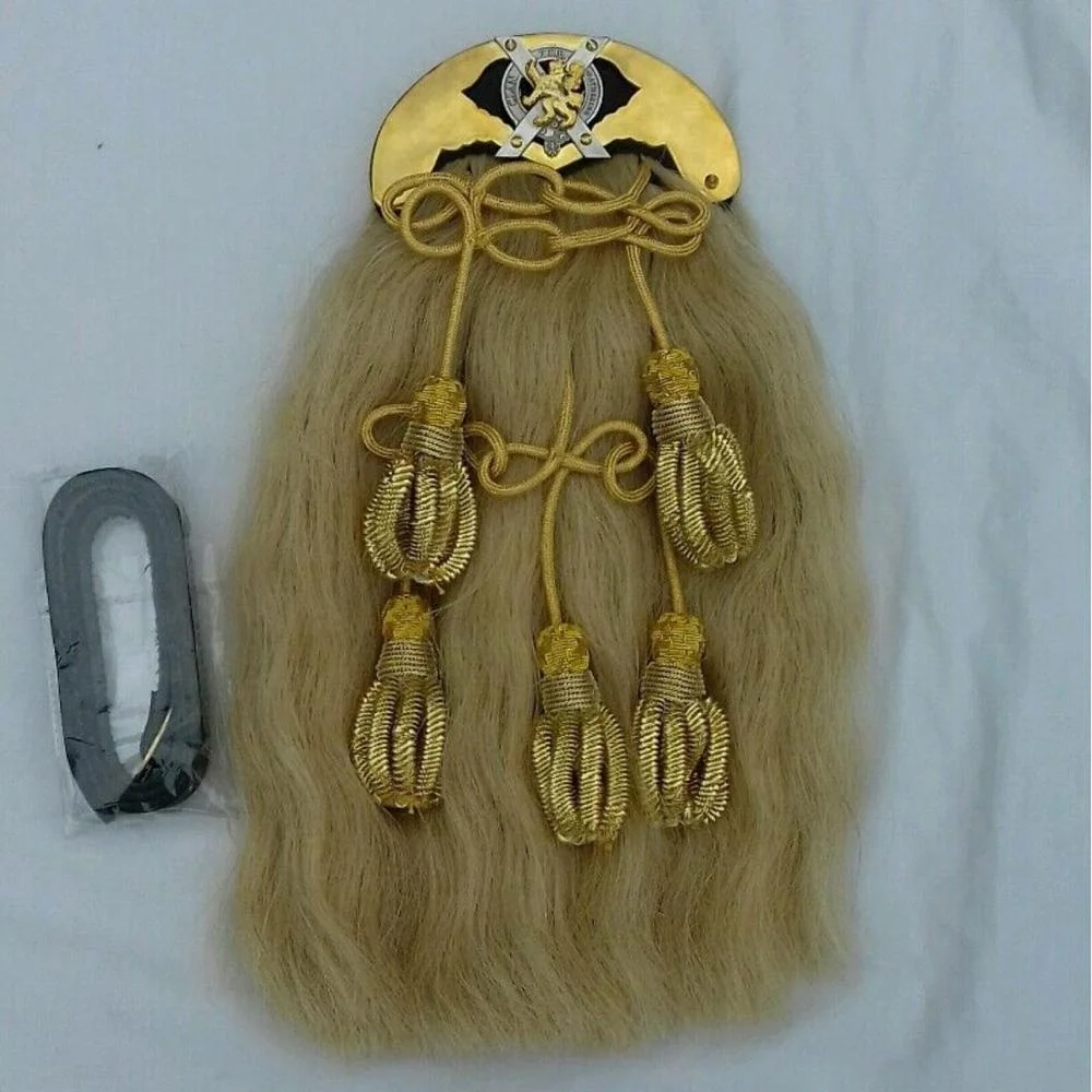 CLAN THE  GATHERING Long Horse Hair Sporran With Brass Cattle 6 Teasels Metal Badge Sporran Bag