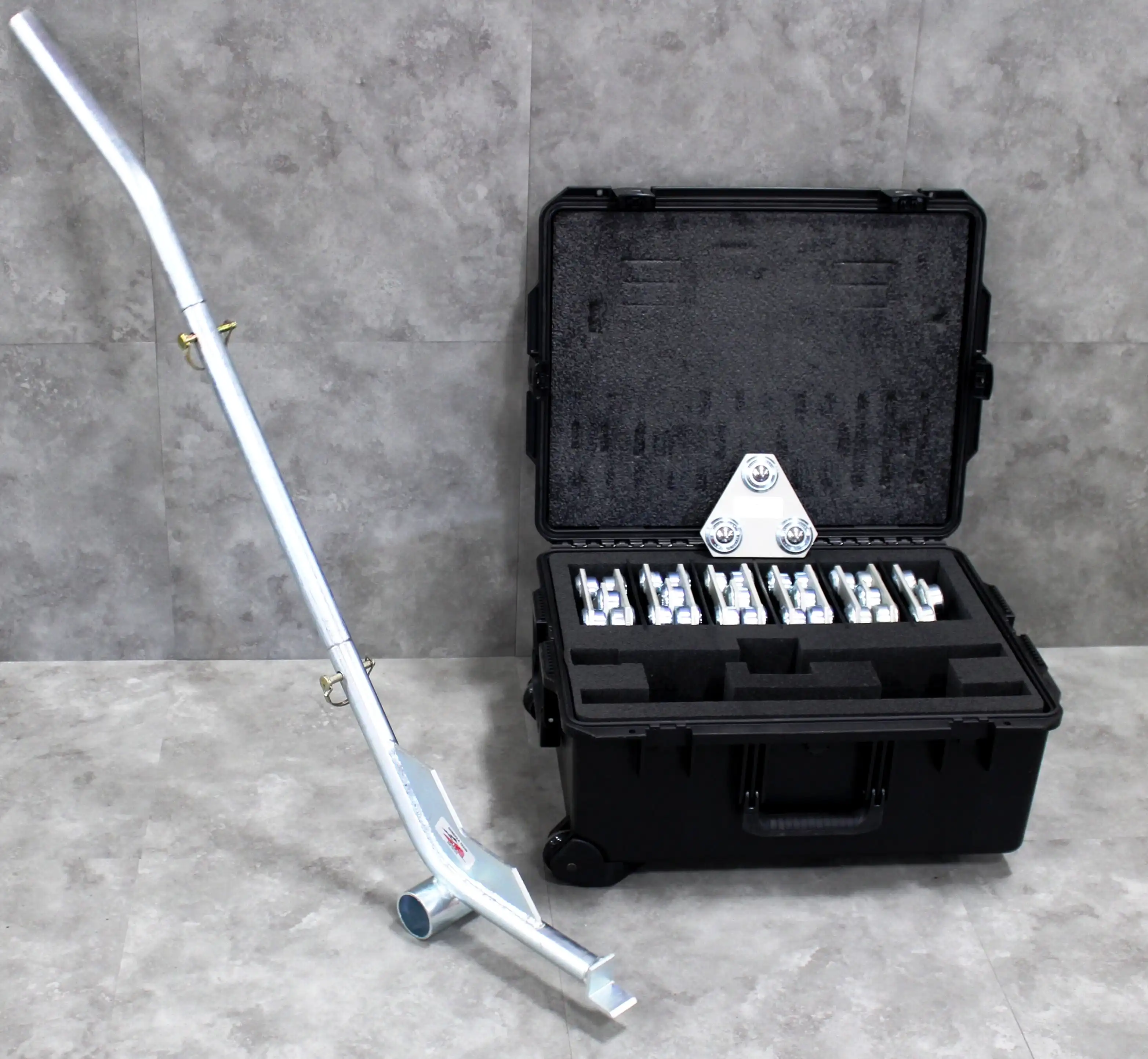 Best Selling Convenience Pack w/ Wheels 18 Mighty Mouse Speed Skates and 3pc Handle