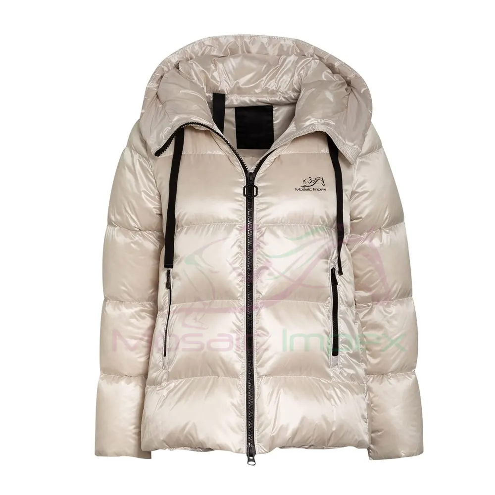 Женское пуховое пальто с вышивкой