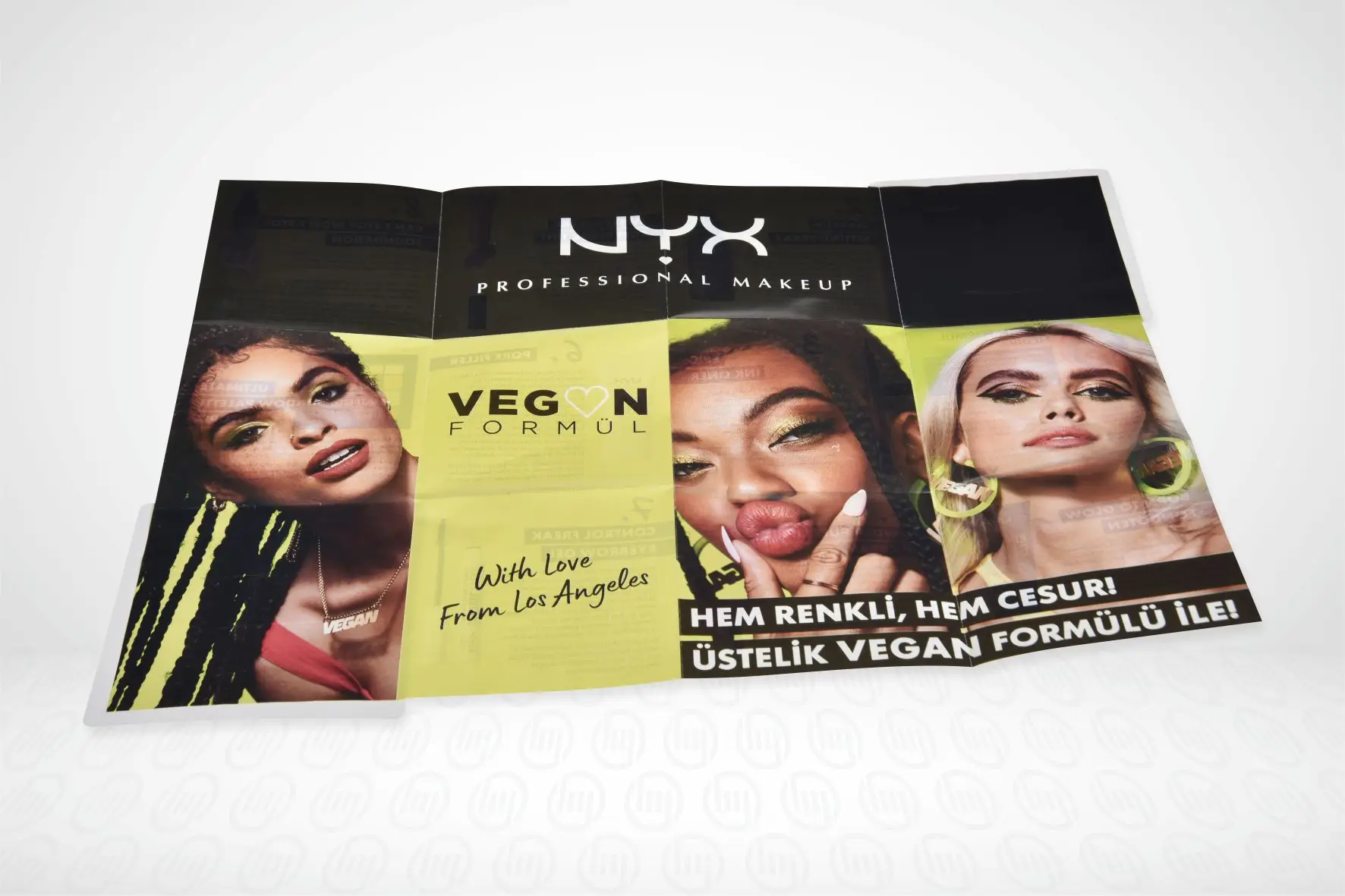 Flyer wholesale costume professional full color plastic cheap small brochure