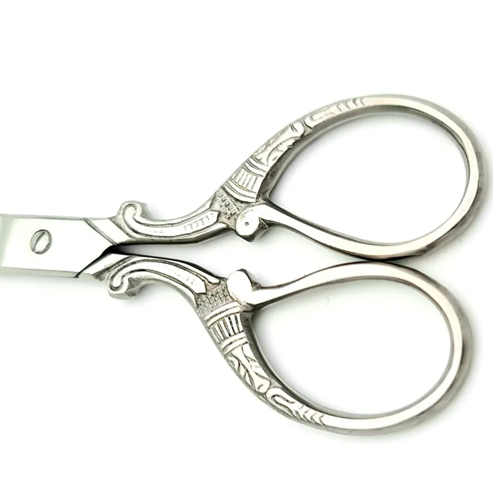 Швейные ножницы с высоким блеском для полировки прямым лезвием и настоящим винтом 5 дюймов логотипом.